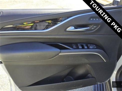 Used 2022 Cadillac Escalade ESV Sport w/ Touring Package image 11