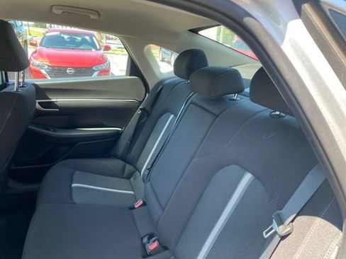 Used 2025 Hyundai Sonata SEL FWD image 10
