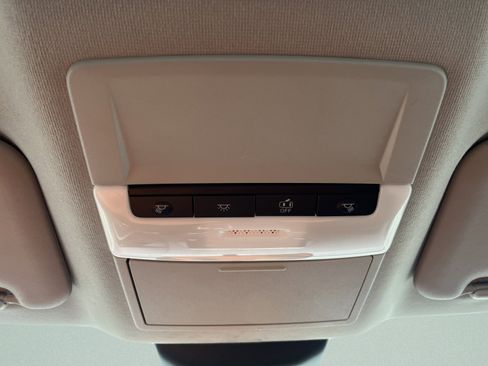 Used 2024 Nissan Sentra SV image 19