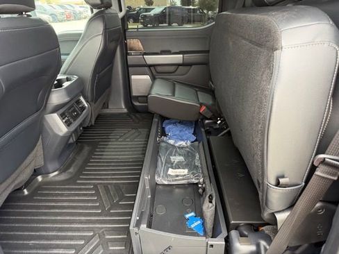 Used 2024 Ford F250 Lariat w/ Lariat Ultimate Package AWD/4WD image 20