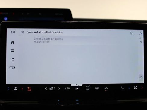 Used 2025 Ford Expedition Platinum w/ Stealth Appearance Package image 39