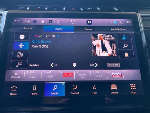 Used 2023 Jeep Grand Cherokee Limited w/ Luxury Tech Group II AWD/4WD image 37