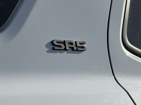 Certified 2026 Toyota 4Runner SR5 AWD/4WD image 5