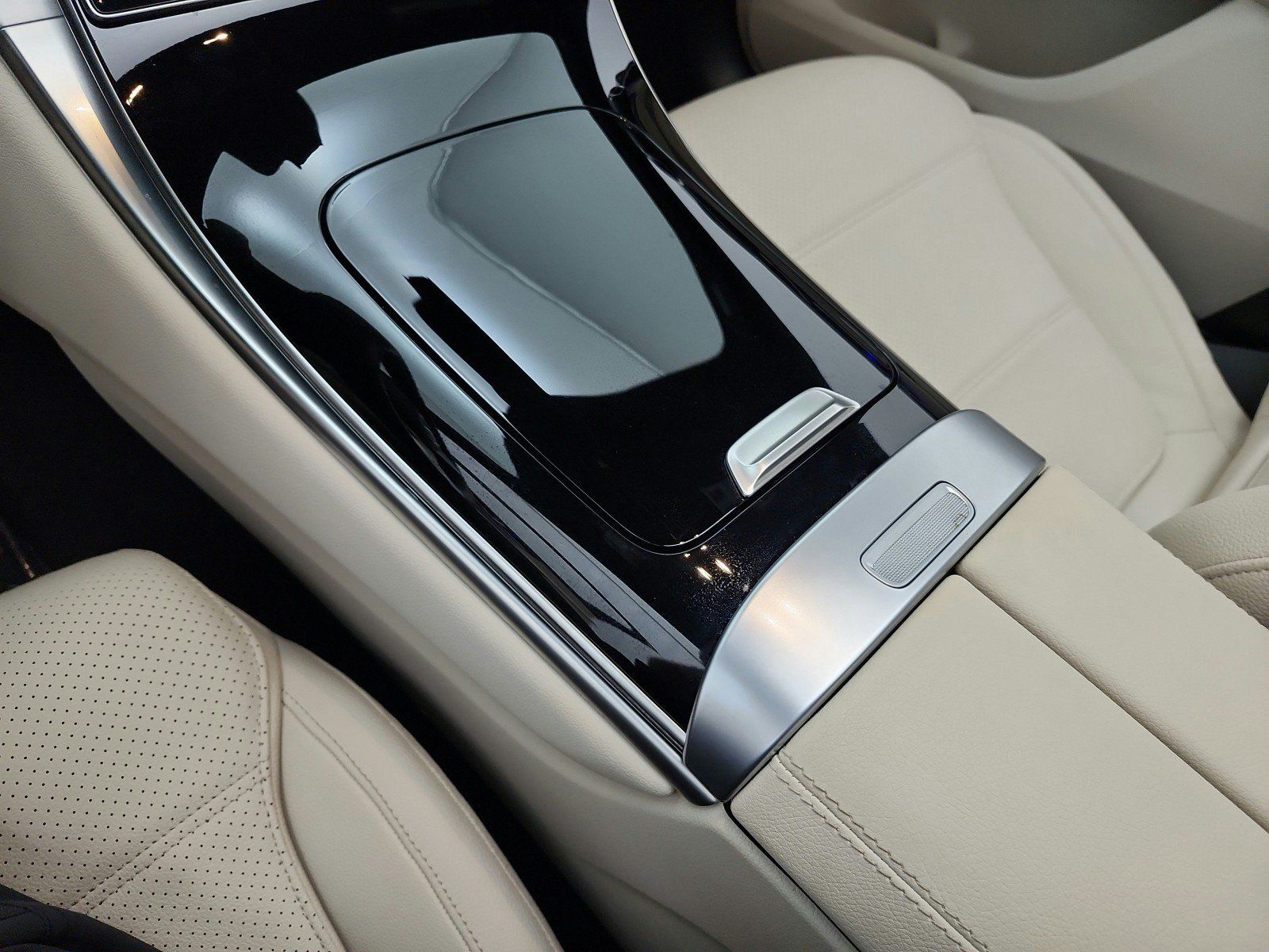 Certified 2026 Mercedes-Benz GLC 300 4MATIC image 13