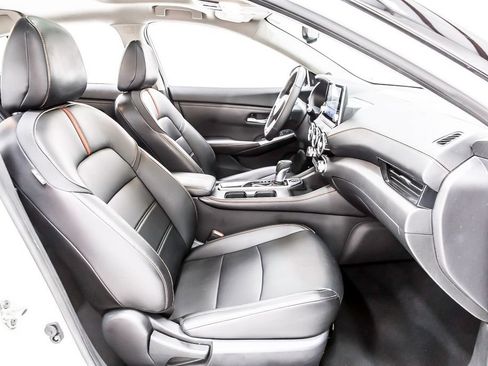 Used 2021 Nissan Sentra SR w/ SR Premium Package FWD image 30