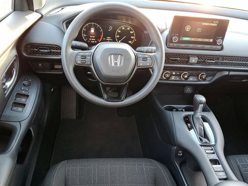 Certified 2023 Honda HR-V LX image 11