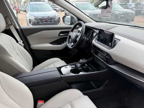 New 2026 Nissan Rogue Dark Armor FWD image 23