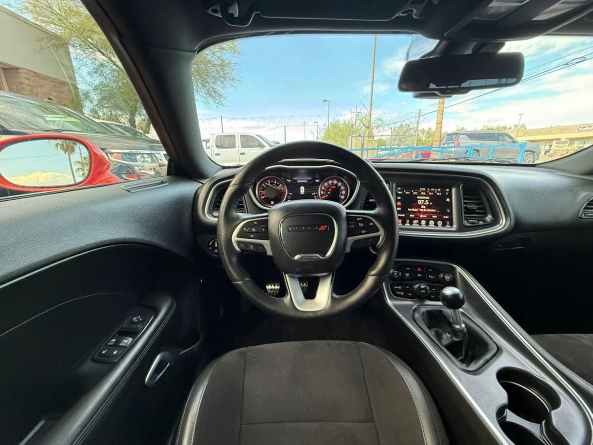 Used 2016 Dodge Challenger R/T Scat Pack w/ Leather Interior Group RWD image 46