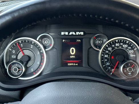 Used 2024 RAM 3500 Big Horn AWD/4WD image 32