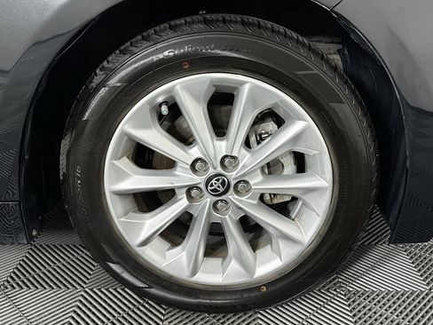 Used 2022 Toyota Corolla XLE image 31