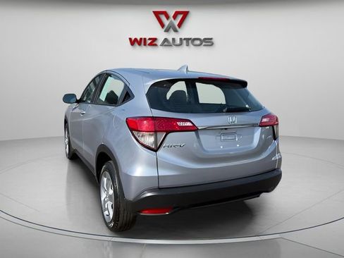 Used 2021 Honda HR-V LX image 3