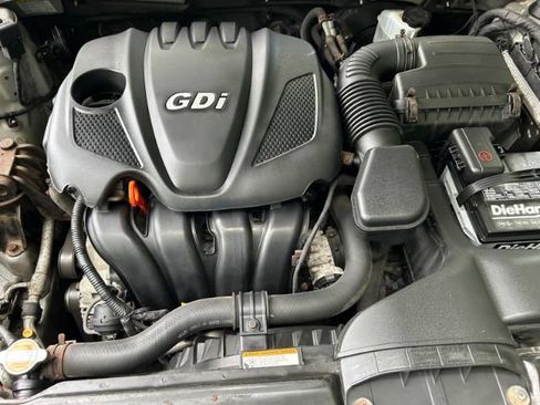 Used 2012 Hyundai Sonata GLS FWD image 36