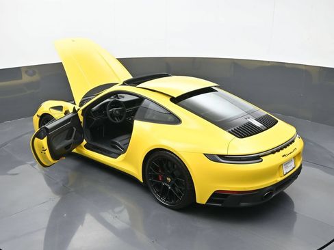 Certified 2024 Porsche 911 Carrera GTS RWD image 24