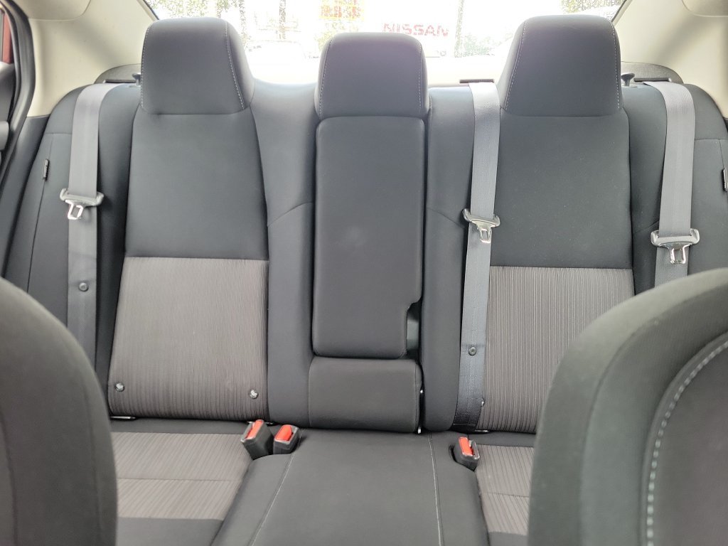 Certified 2022 Nissan Sentra SV FWD image 17