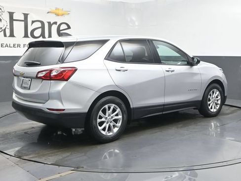 Used 2019 Chevrolet Equinox LS w/ LS Convenience Package FWD image 44