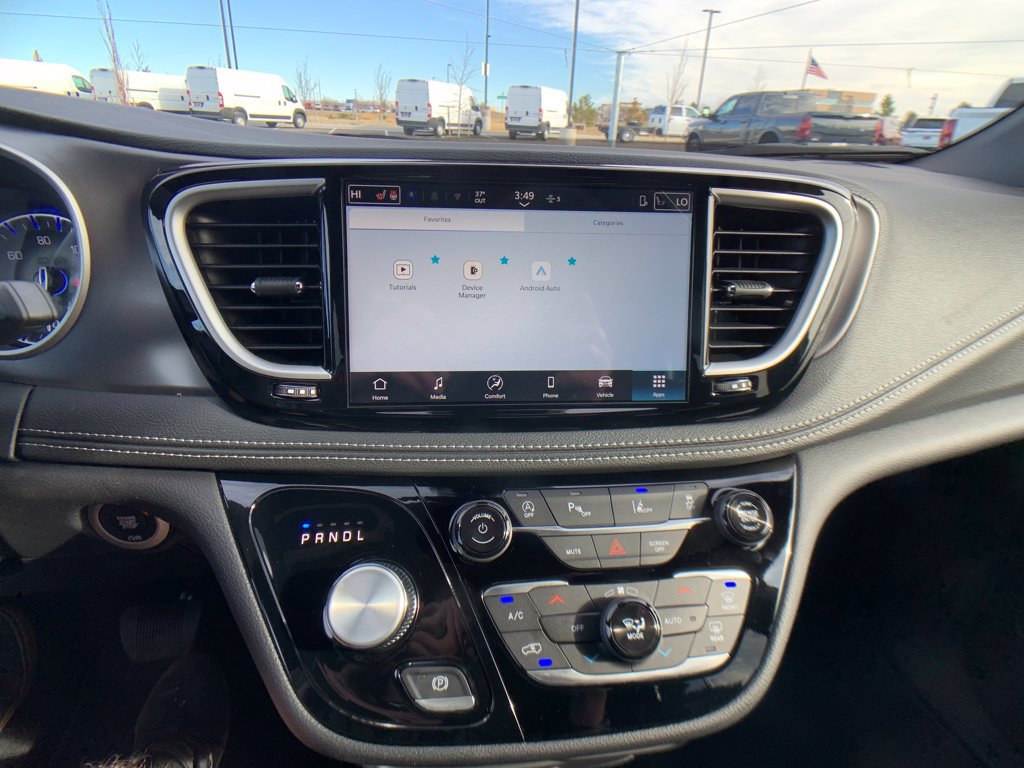 New 2026 Chrysler Pacifica Select w/ S Appearance Package AWD/4WD image 19