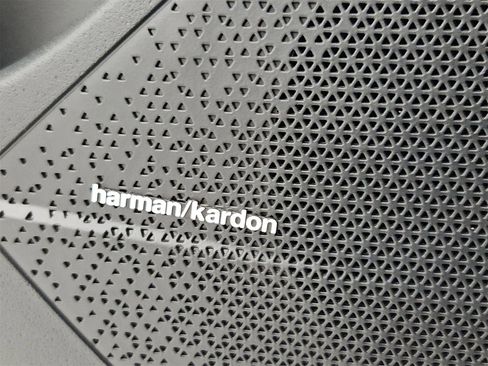 Certified 2024 Kia Niro SX Touring image 42