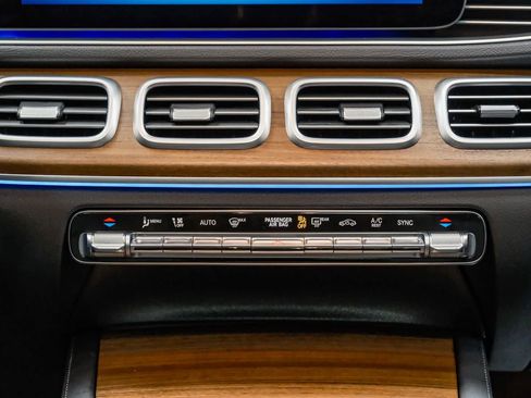 Certified 2026 Mercedes-Benz GLE 350 4MATIC image 18