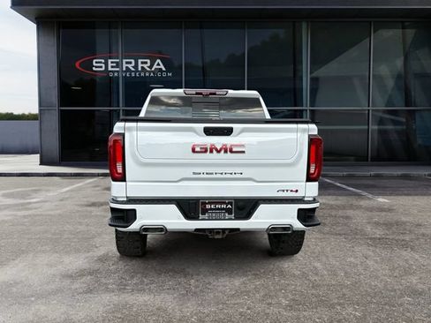 Used 2023 GMC Sierra 1500 AT4 w/ Technology Package AWD/4WD image 4