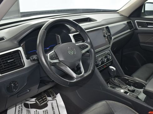 Used 2021 Volkswagen Atlas SEL Premium image 10