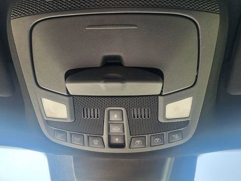 Used 2020 Ford Expedition XLT w/ Equipment Group 202A AWD/4WD image 46