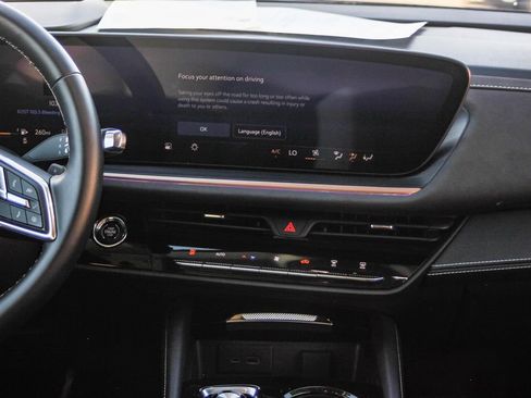 Used 2025 Buick Envision Sport Touring image 14