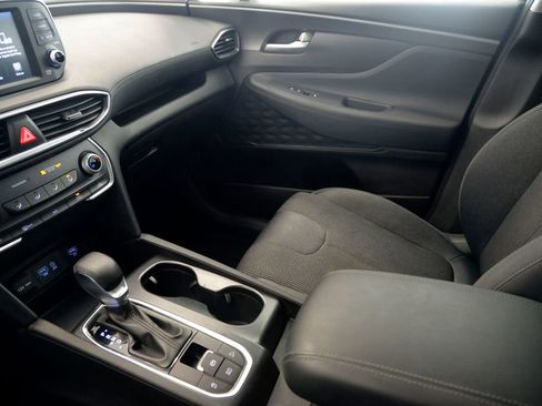 Used 2019 Hyundai Santa Fe SE image 26