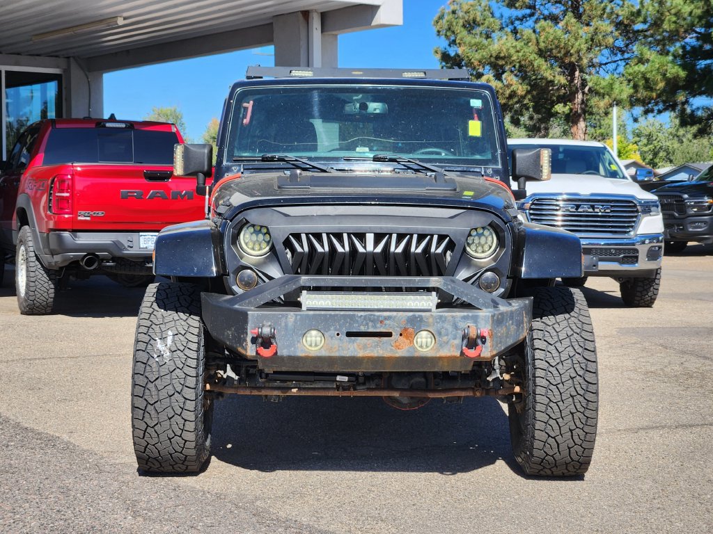 Used 2017 Jeep Wrangler Unlimited Sahara w/ Connectivity Group AWD/4WD image 5