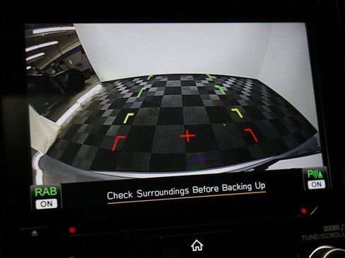 Used 2022 Subaru Ascent Limited w/ Technology Package image 12