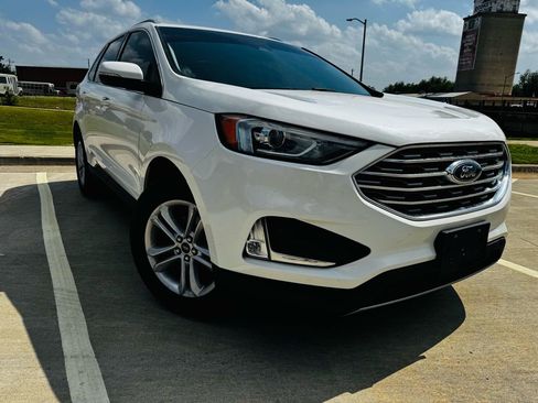 Used 2020 Ford Edge SEL w/ Convenience Package FWD image 4