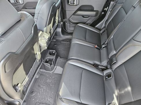 New 2026 Jeep Gladiator Sport AWD/4WD image 27