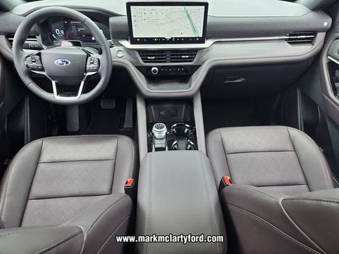 New 2026 Ford Explorer Platinum RWD image 12
