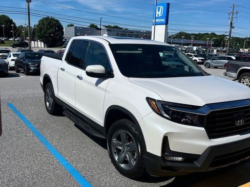 Used 2023 Honda Ridgeline RTL-E image 3