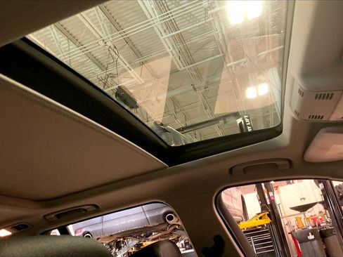 Used 2015 BMW X1 xDrive28i image 14