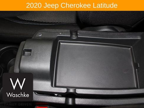 Used 2020 Jeep Cherokee Latitude w/ Cold Weather Group image 33