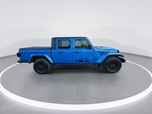Used 2021 Jeep Gladiator Sport AWD/4WD image 23