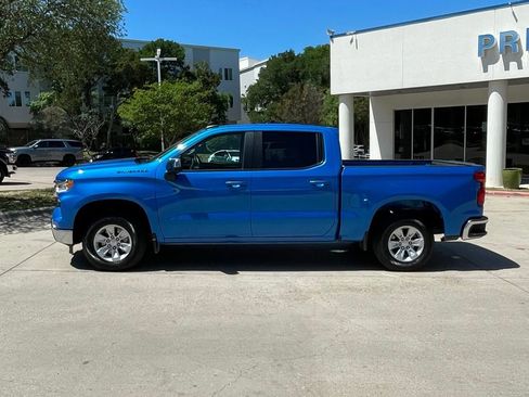 Used 2025 Chevrolet Silverado 1500 LT image 3