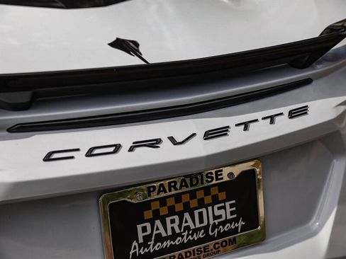 Used 2022 Chevrolet Corvette Stingray Coupe w/ Z51 Performance Package RWD image 15