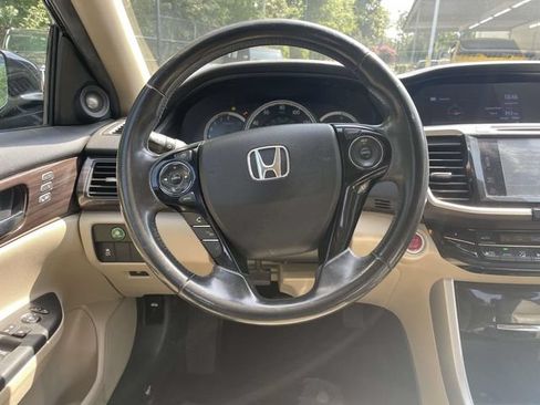 Used 2016 Honda Accord EX-L image 13