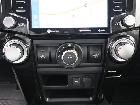 Certified 2021 Toyota 4Runner TRD Off-Road Premium image 23