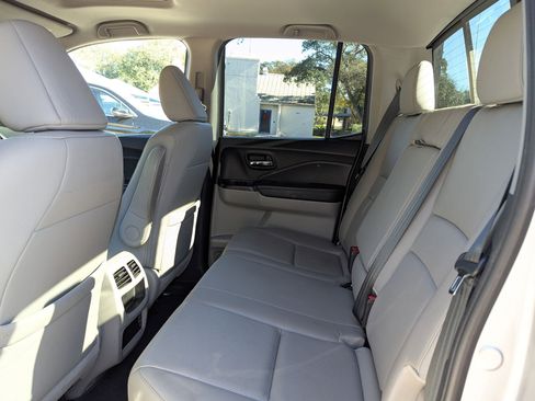 Used 2019 Honda Ridgeline RTL-T image 15