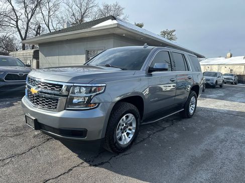 Used 2019 Chevrolet Tahoe LT image 3