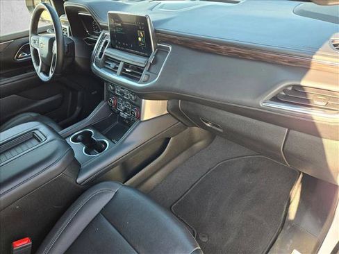 Used 2023 Chevrolet Suburban LT image 22