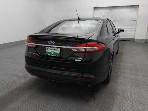 Used 2018 Ford Fusion SE w/ Equipment Group 201A image 7