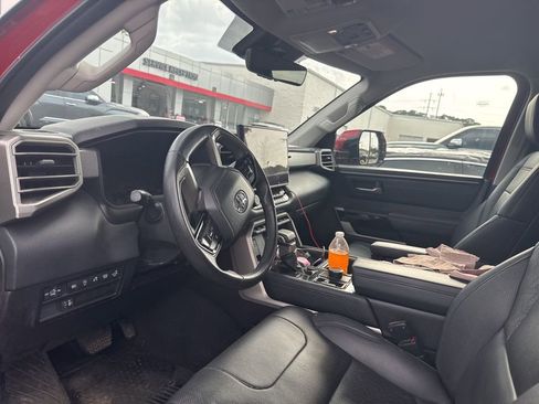 Used 2024 Toyota Tundra Limited AWD/4WD image 11