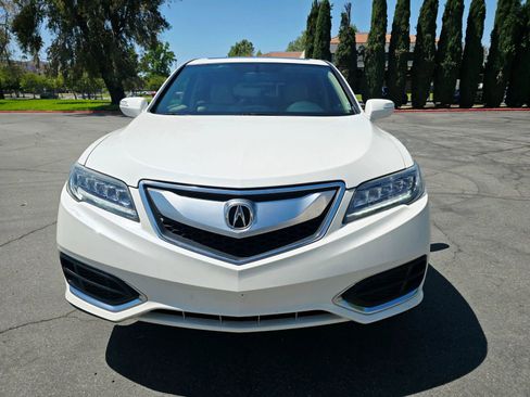 Used 2017 Acura RDX FWD image 2