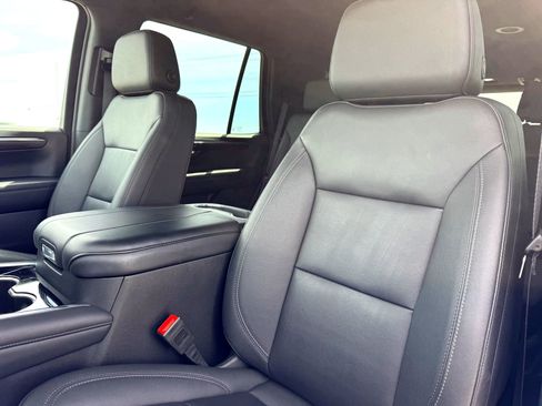 Used 2025 Chevrolet Tahoe Z71 image 13