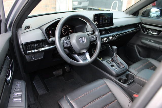 Used 2023 Honda CR-V Sport Touring image 12