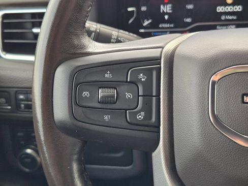 Used 2022 GMC Yukon XL Denali AWD/4WD image 12