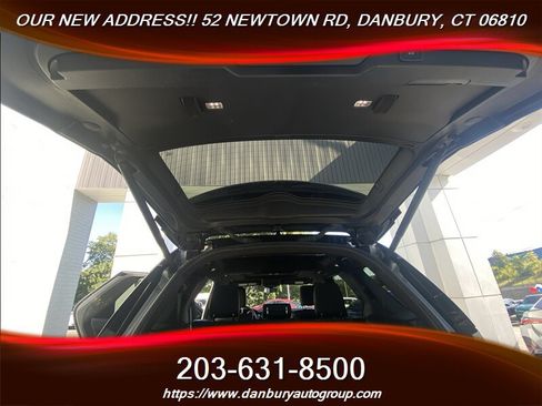 Used 2020 Land Rover Discovery Landmark AWD/4WD image 21